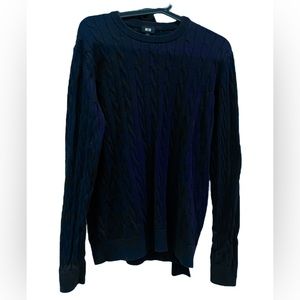 Uniqlo cable stitch oversized sweater
